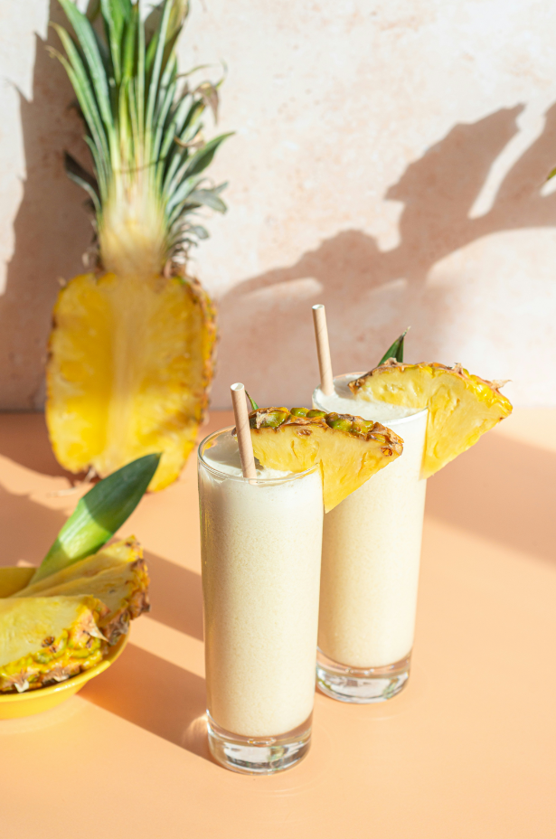 Signature Sand + Paws Pineapple Coconut 21 oz scented candle
